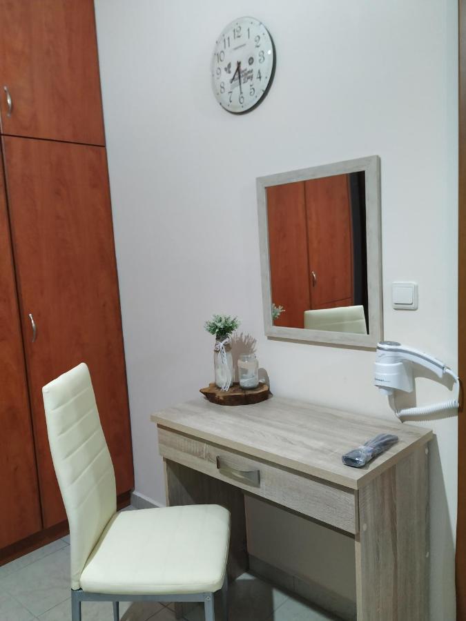 Ierapetra Suites & Studios Ngoại thất bức ảnh